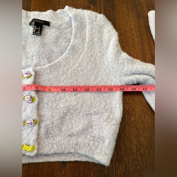 Forever 21 Lilac Angora Snap Coquette Feminine Cropped Cardigan Size Small - Picture 9 of 11